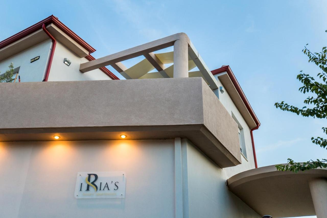 Iria'S Luxury Apartments يميناريا المظهر الخارجي الصورة