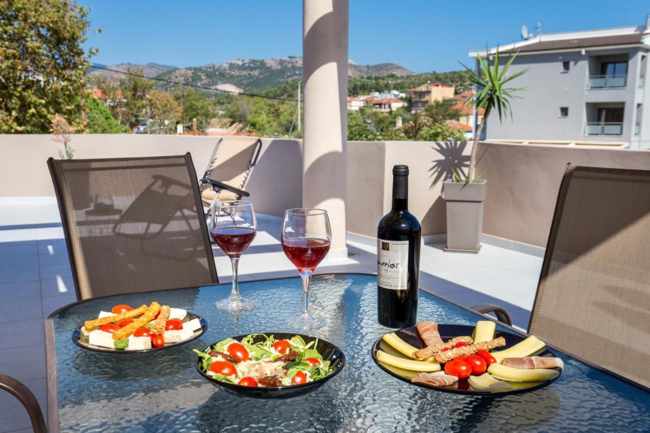 Iria'S Luxury Apartments يميناريا المظهر الخارجي الصورة