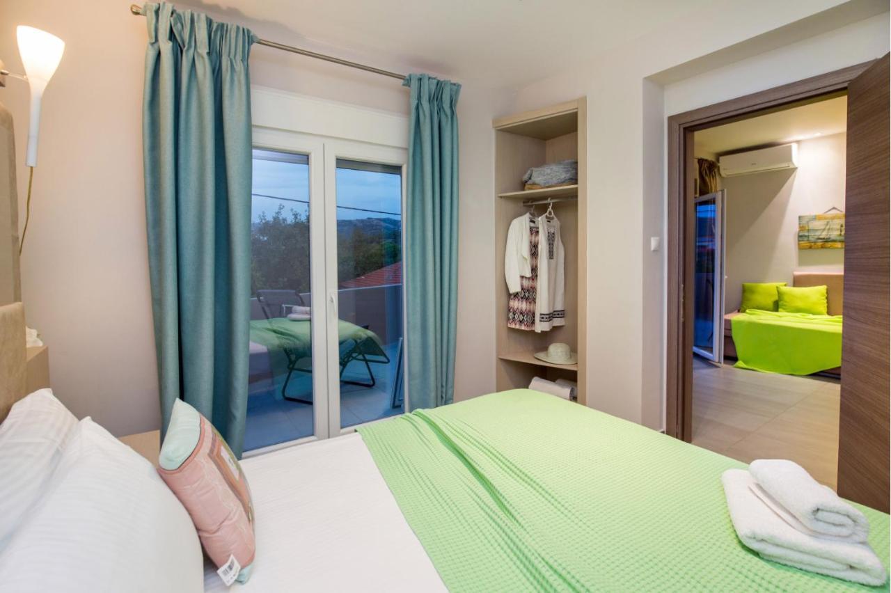 Iria'S Luxury Apartments يميناريا المظهر الخارجي الصورة