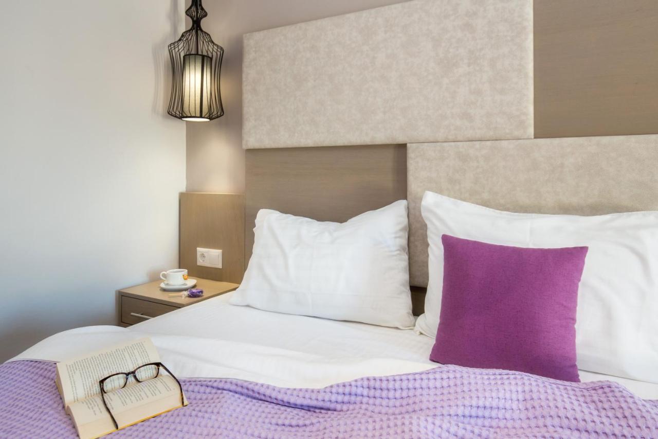 Iria'S Luxury Apartments يميناريا المظهر الخارجي الصورة