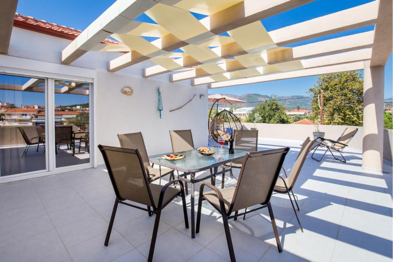 Iria'S Luxury Apartments يميناريا المظهر الخارجي الصورة